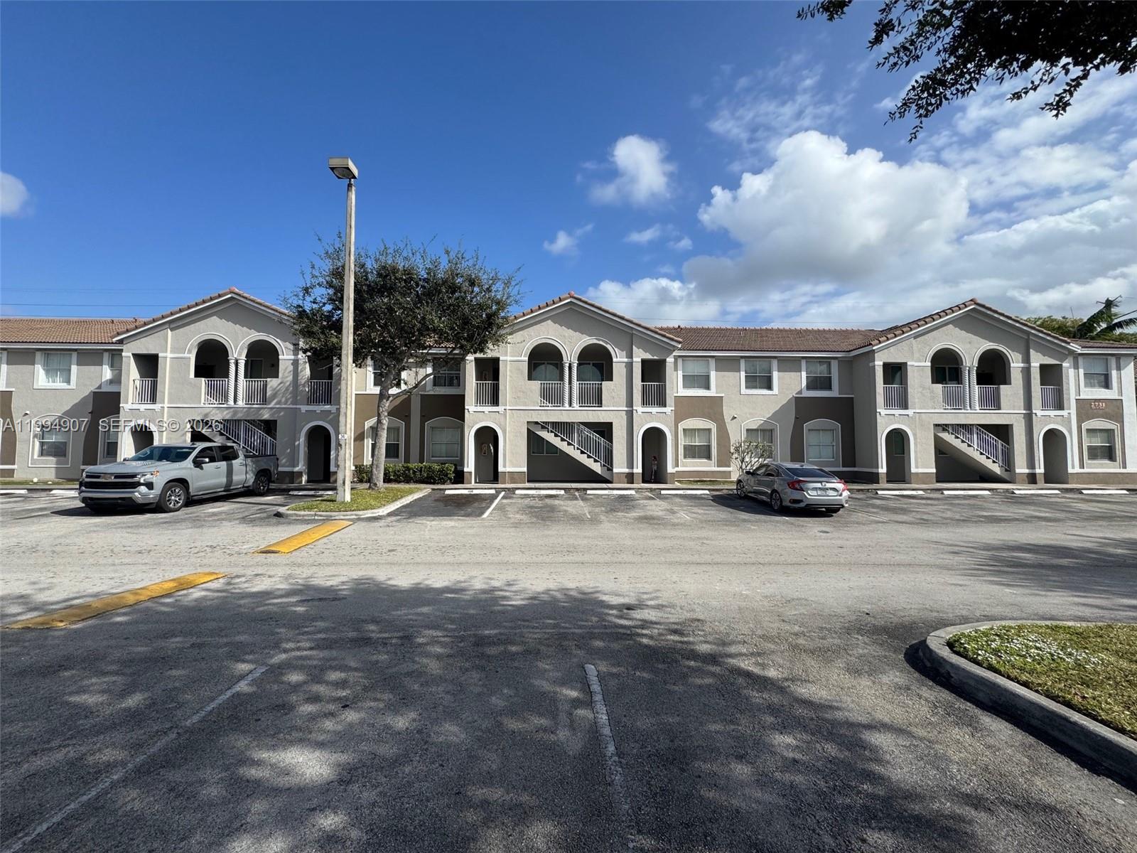 2731 SE 17th Ave # 207, Homestead FL 33035