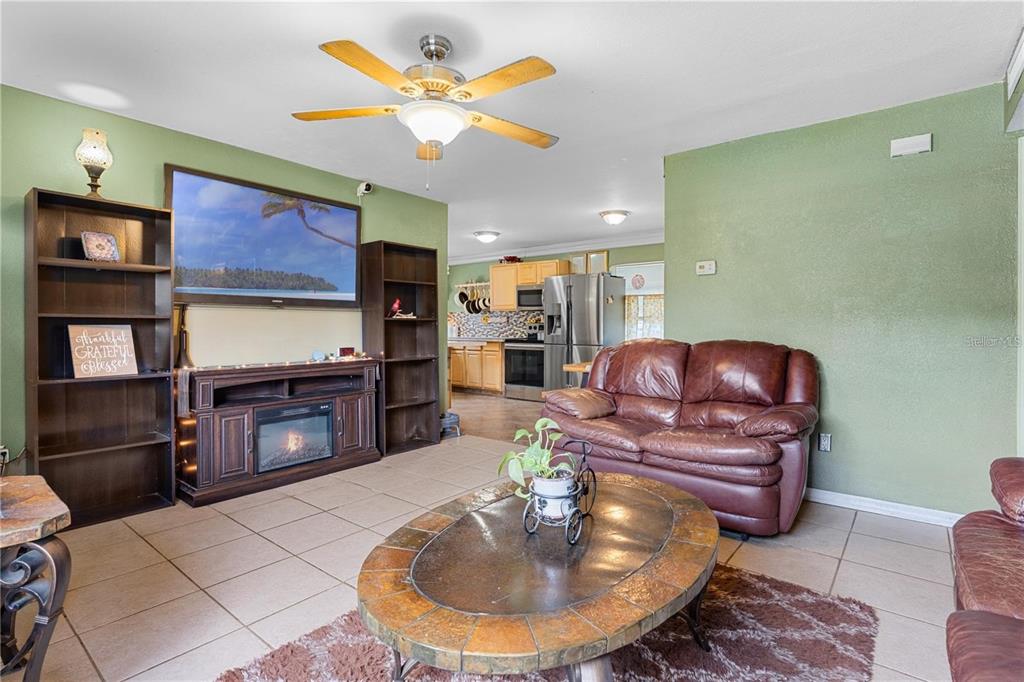 2904 ALLISON DRIVE, ORLANDO, FL — photo 2 of 13