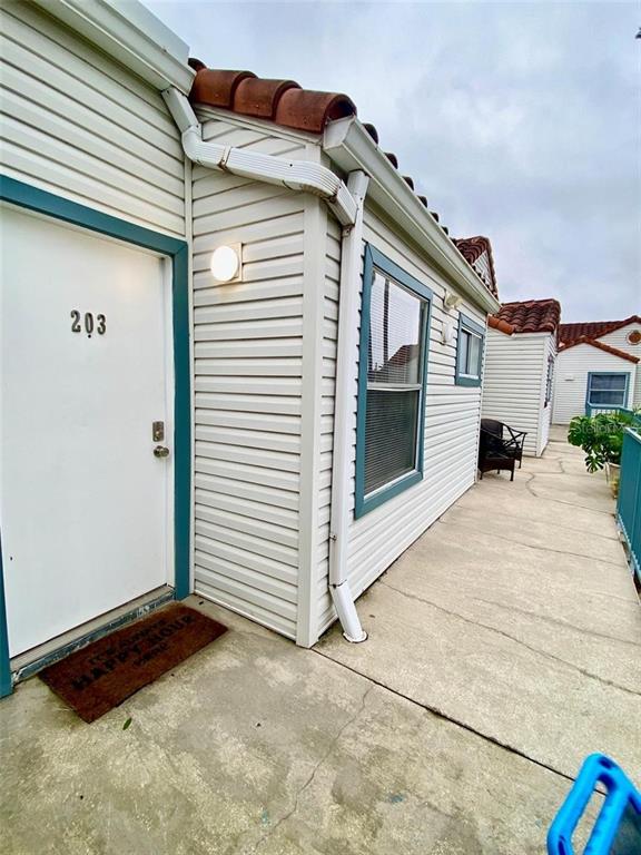 2500 WOODGATE BOULEVARD UNIT 203
