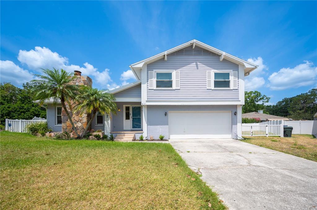 707 LAUREL POINTE COURT