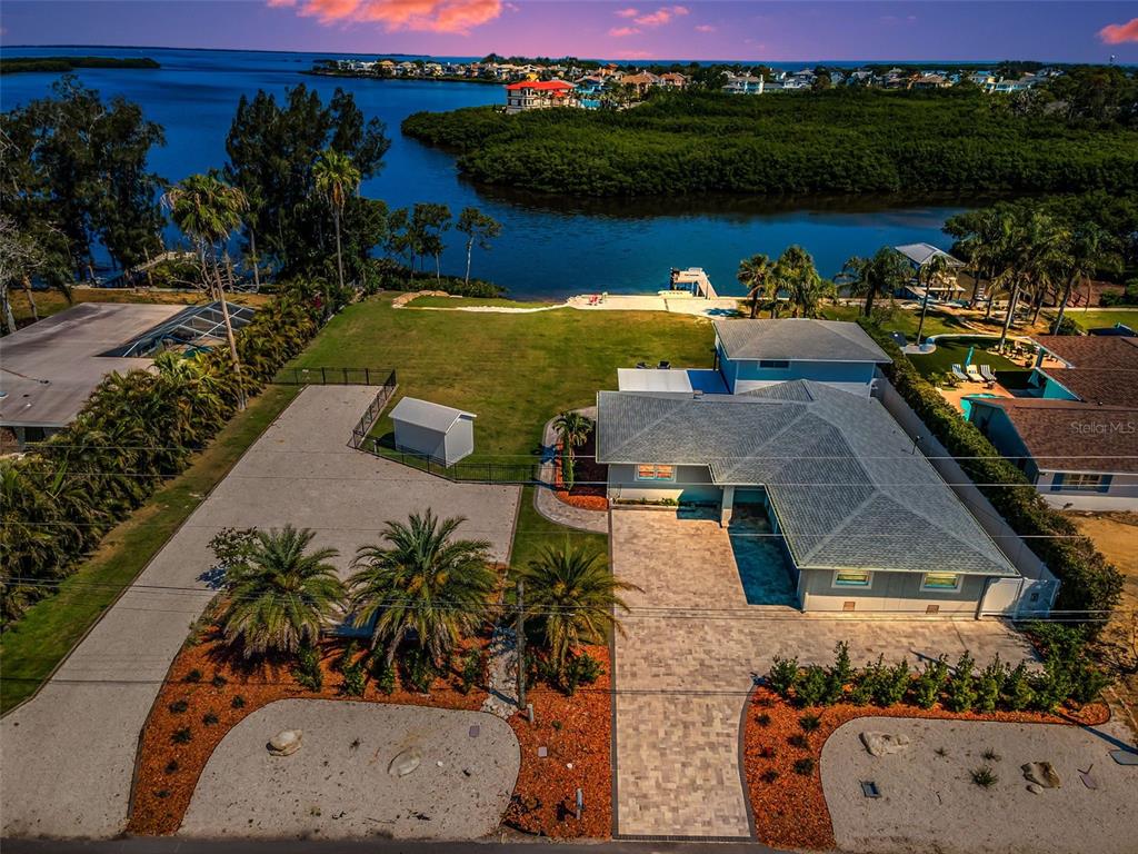 1620 SEA BREEZE DRIVE