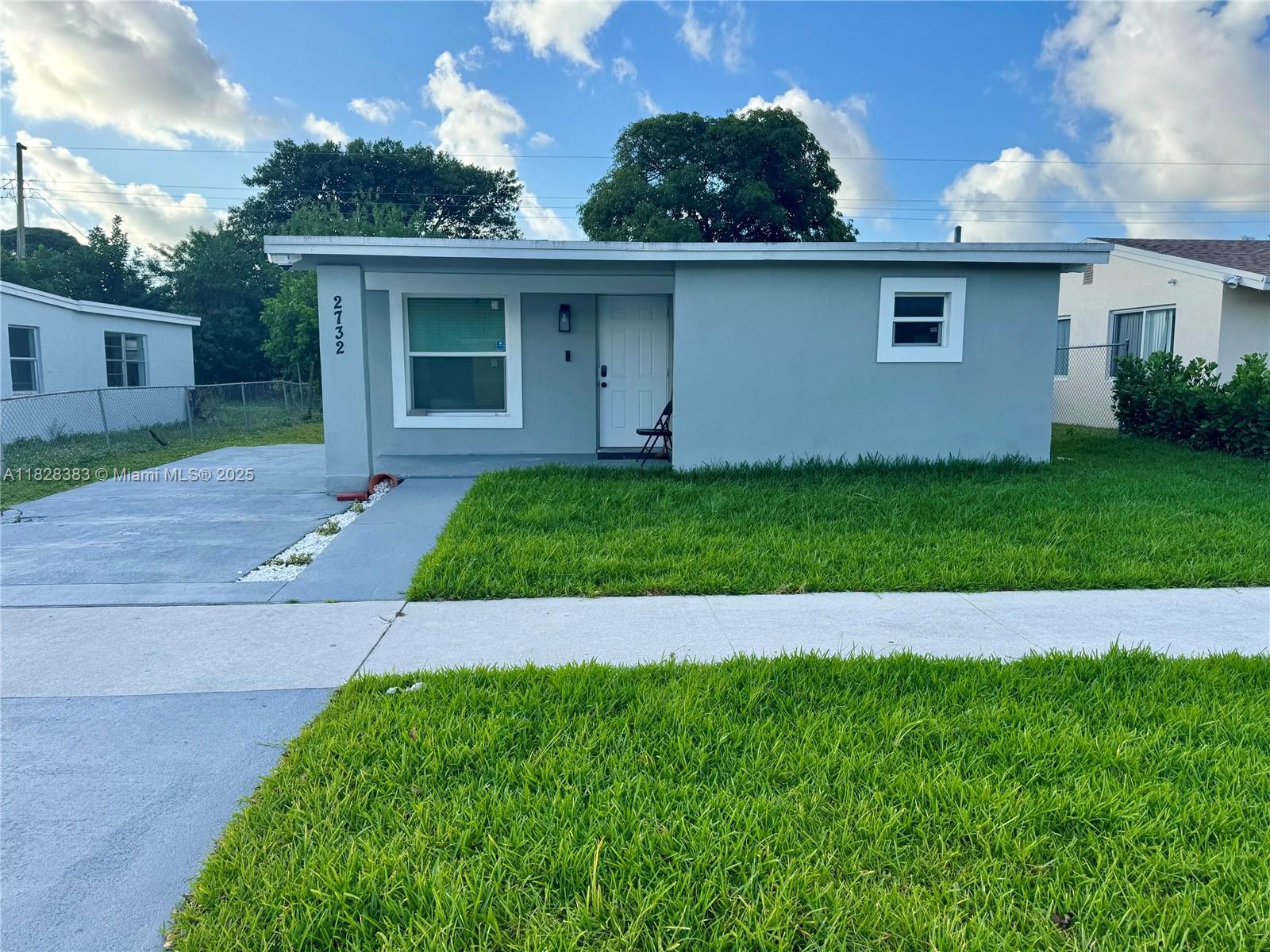 2732 NW 4th Ct, Pompano Beach FL 33069