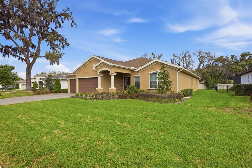 115 BROOKOVER LANE, BRANDON, FL — photo 2 of 30