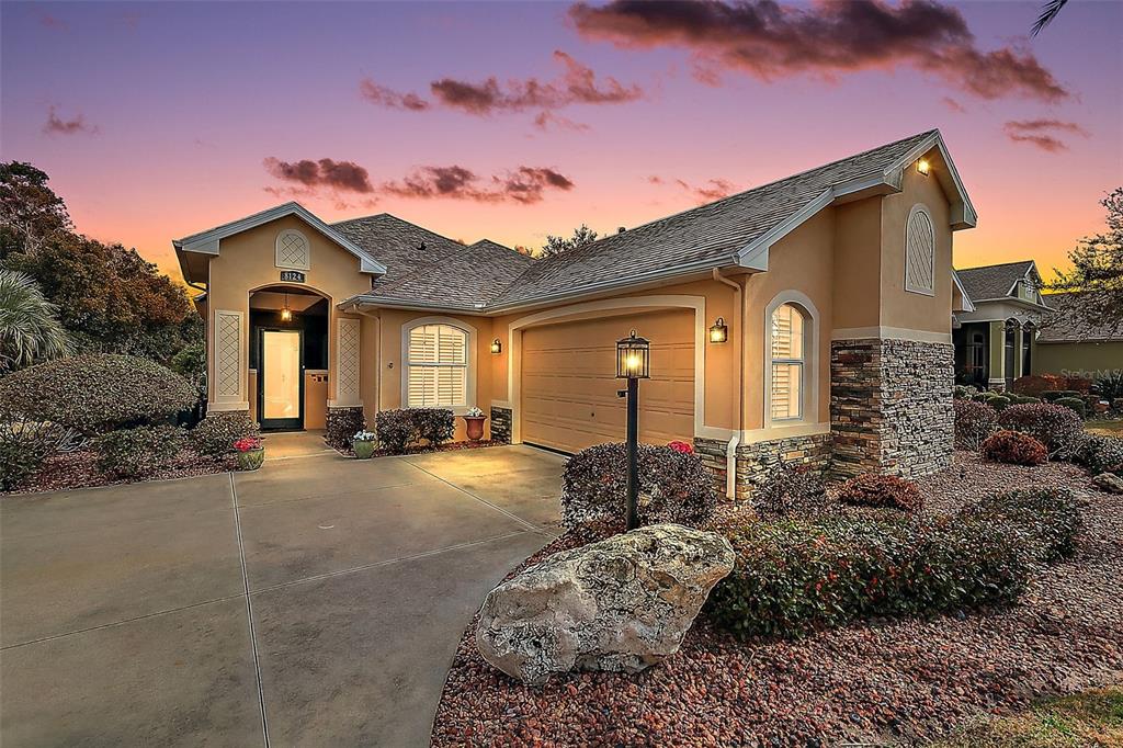 8124 BRIDGEPORT BAY CIRCLE