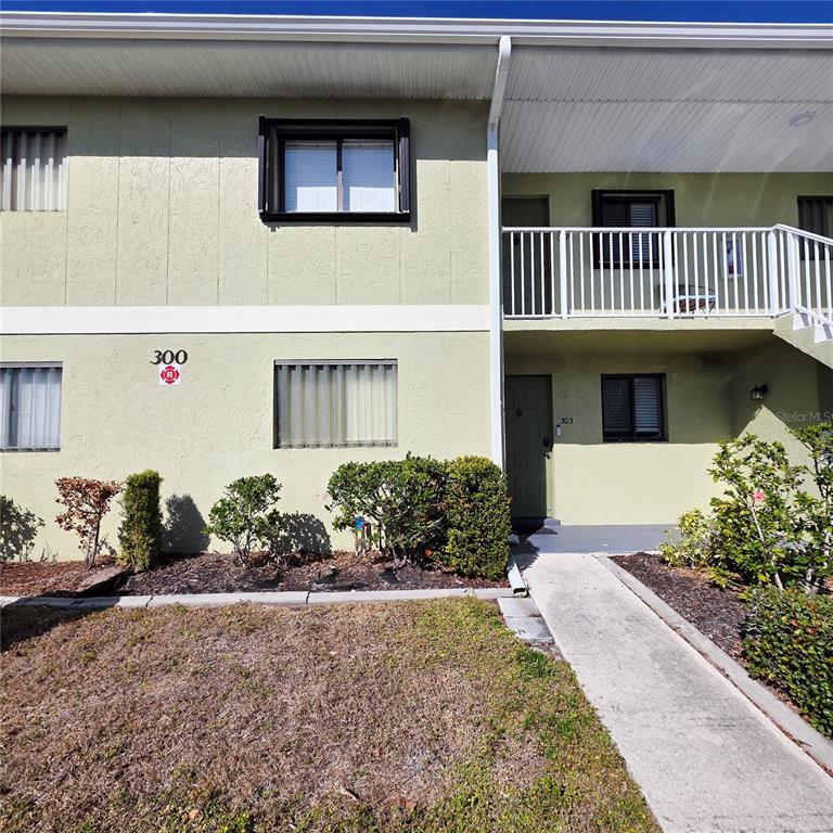 25225 RAMPART BOULEVARD UNIT 303