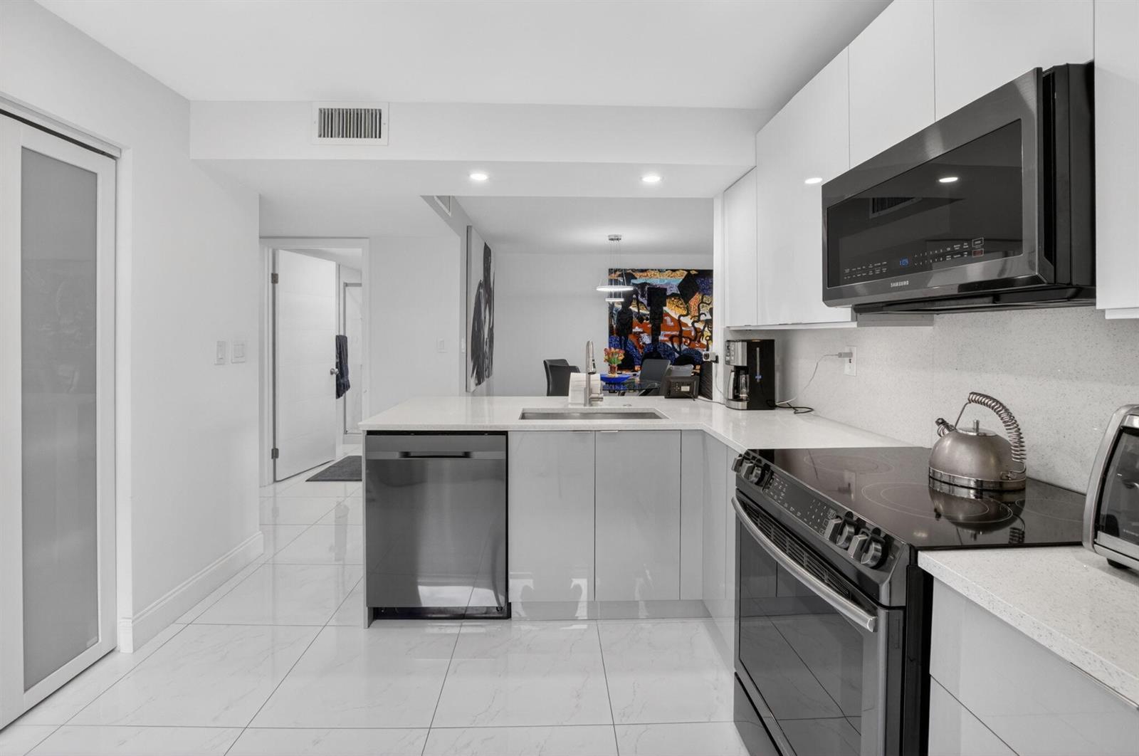 15401 Pembridge Avenue # 15, Delray Beach FL 33484