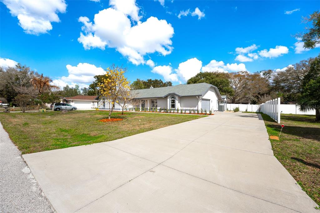 5521 OAK STREET, MOUNT DORA, FL — photo 2 of 30