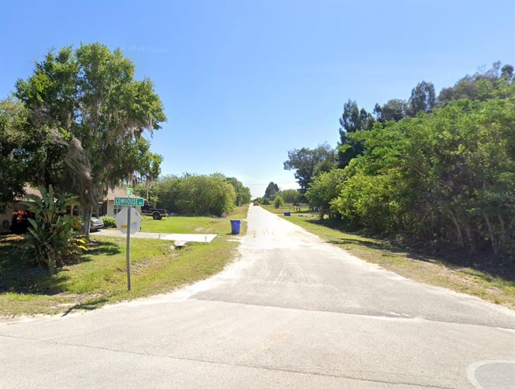 2733 TAWNY DRIVE, LORIDA, FL — photo 2 of 5