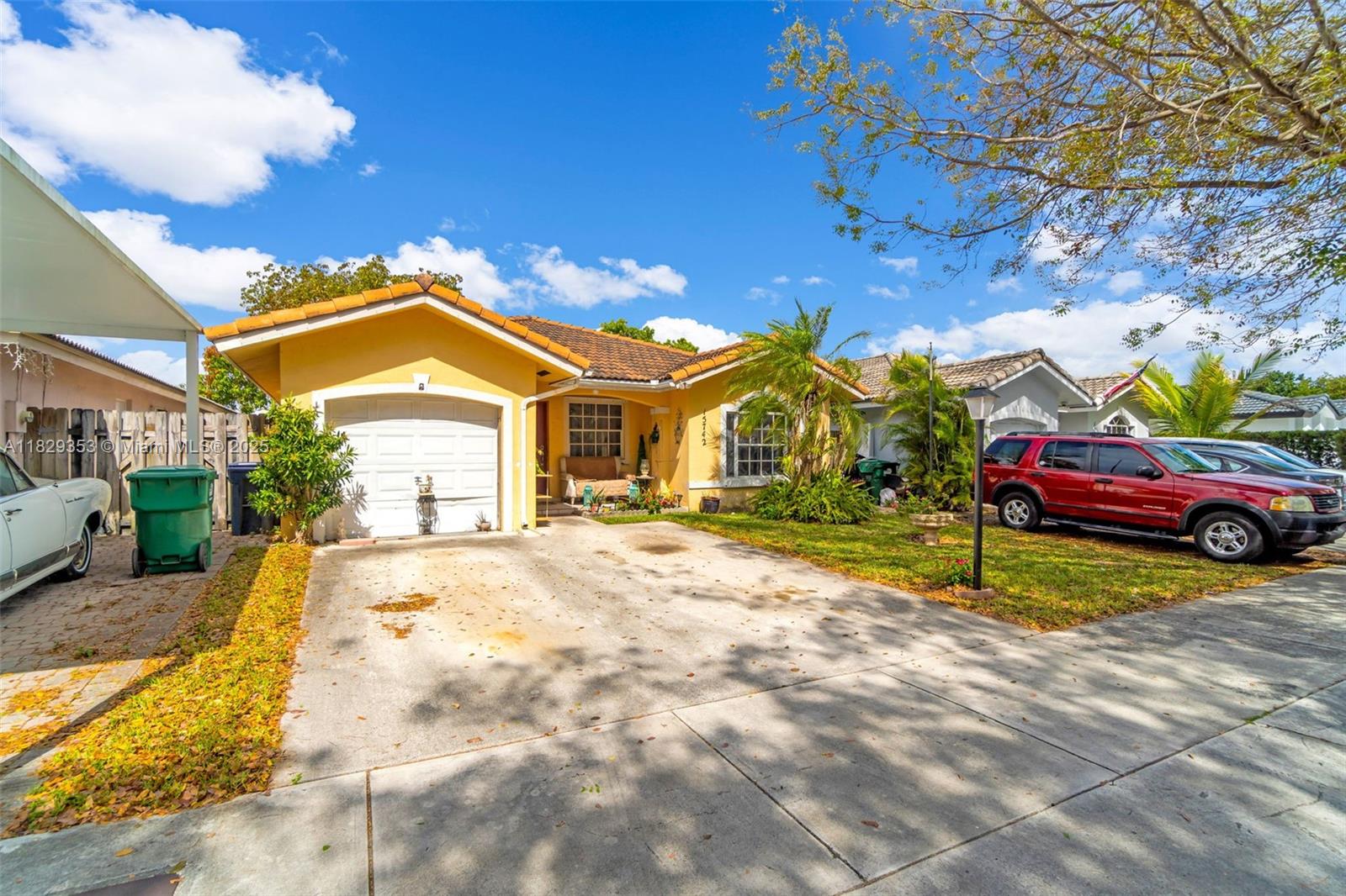 15742 SW 137th Ct, Miami FL 33177