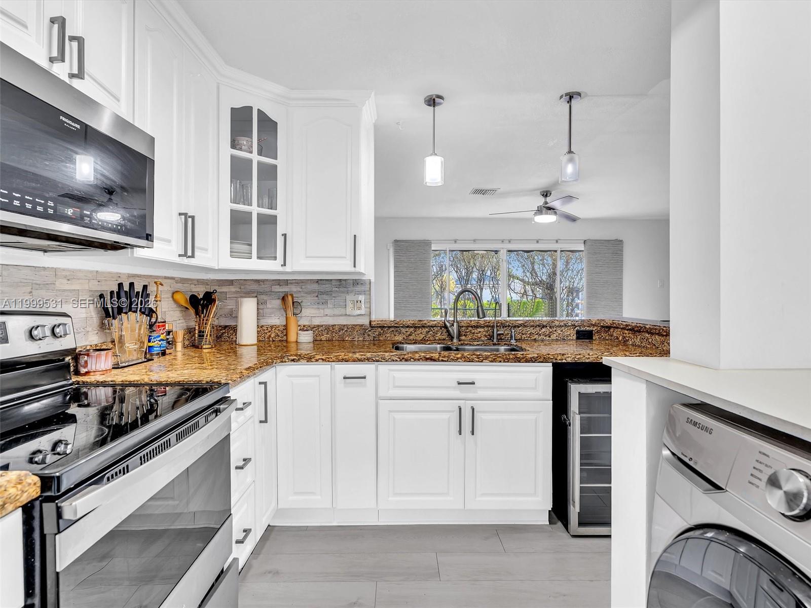 3804 NW 121st Ave, Sunrise FL 33323