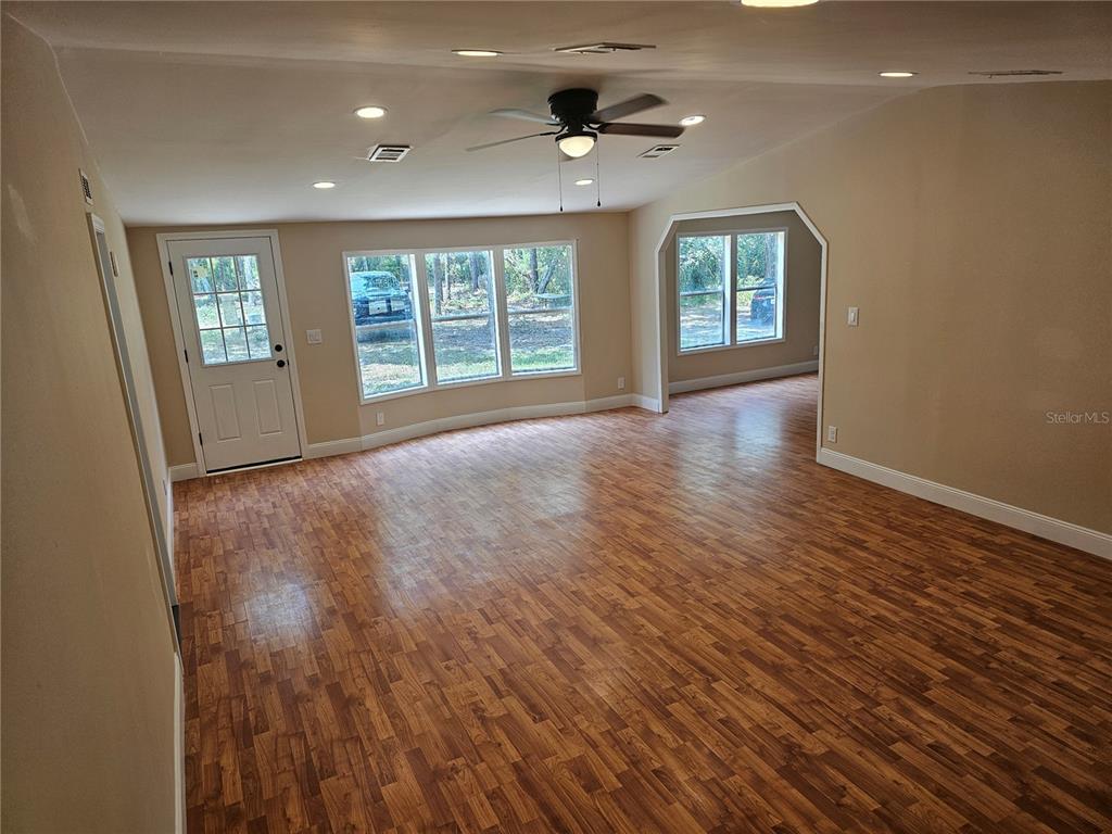 38510 COUNTY ROAD 439, EUSTIS, FL — photo 4 of 27