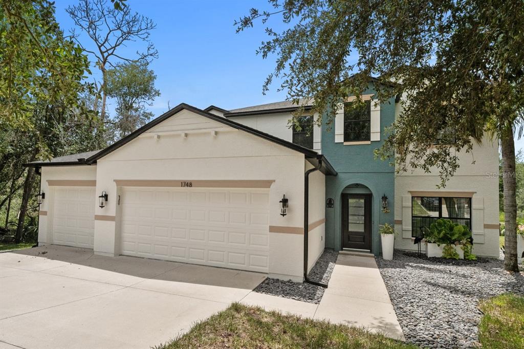 1748 WATERSIDE OAKS DRIVE