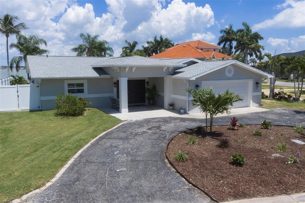 303 BATH CLUB BOULEVARD N
