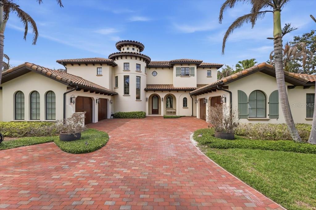 4906 AVIVA GARDEN COURT