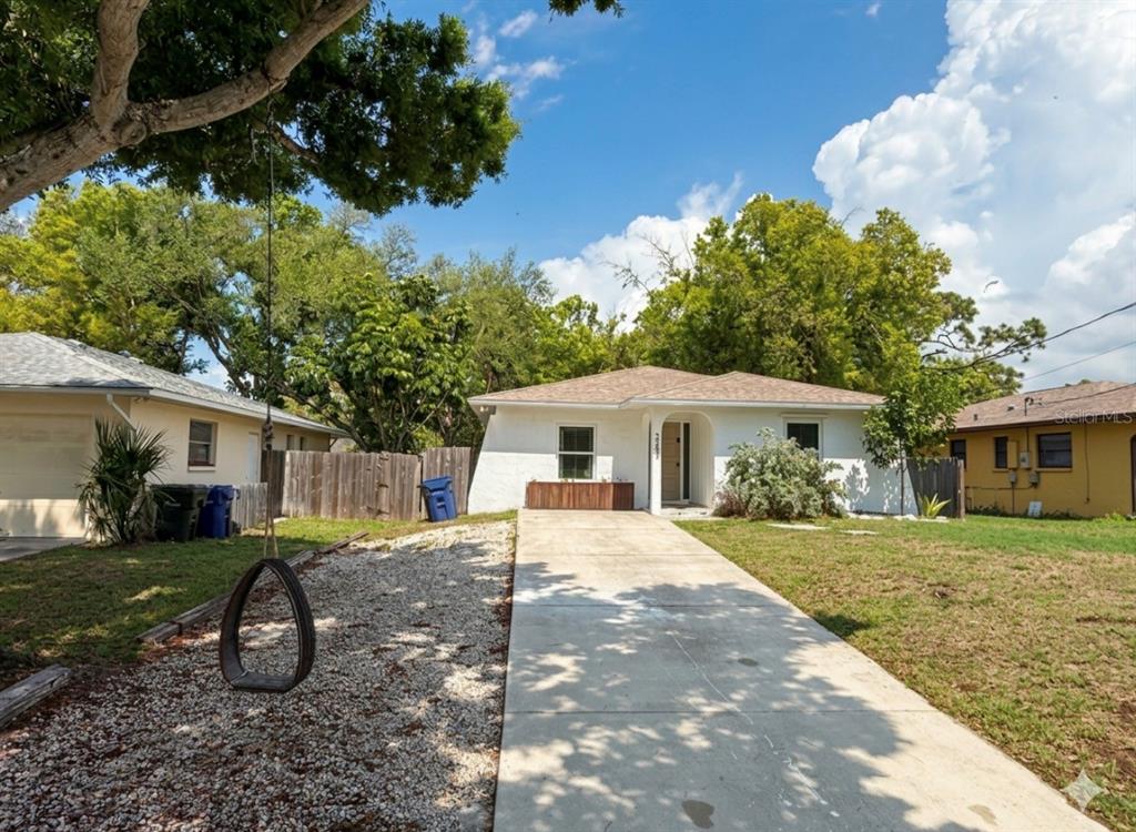 2343 EUGENE STREET, SARASOTA, FL — photo 4 of 27