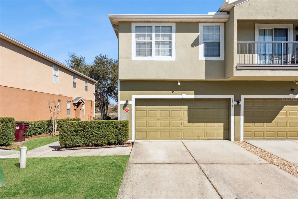3933 PEMBERLY PINES CIRCLE