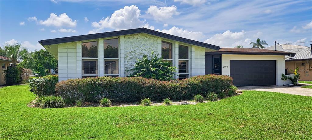 2400 LAUDERDALE COURT