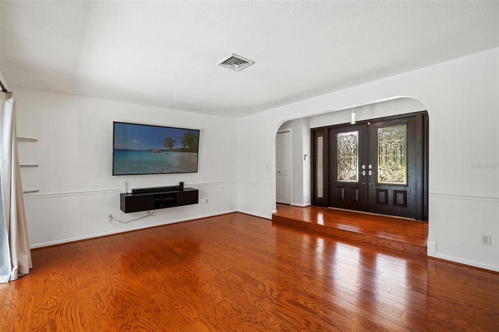 940 ROLLING HILLS DRIVE, PALM HARBOR, FL — photo 5 of 30