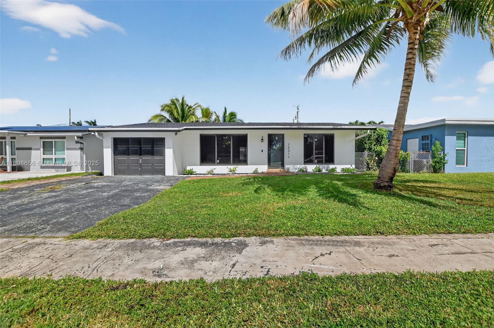 12311 NW 29th St, Sunrise FL 33323