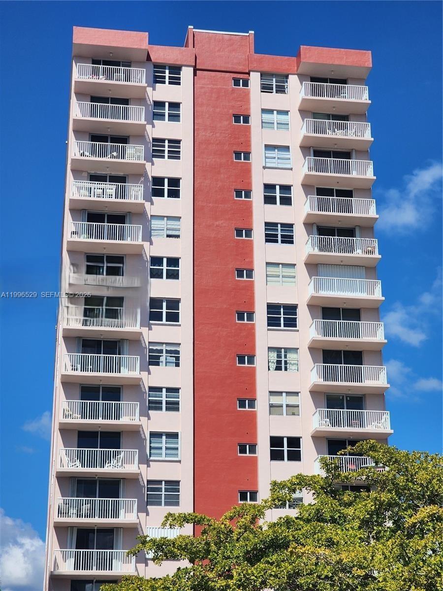 3161 S Ocean Dr # 809, Hallandale Beach FL 33009