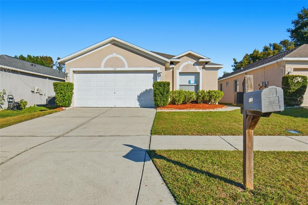 519 SCARLET MAPLE COURT