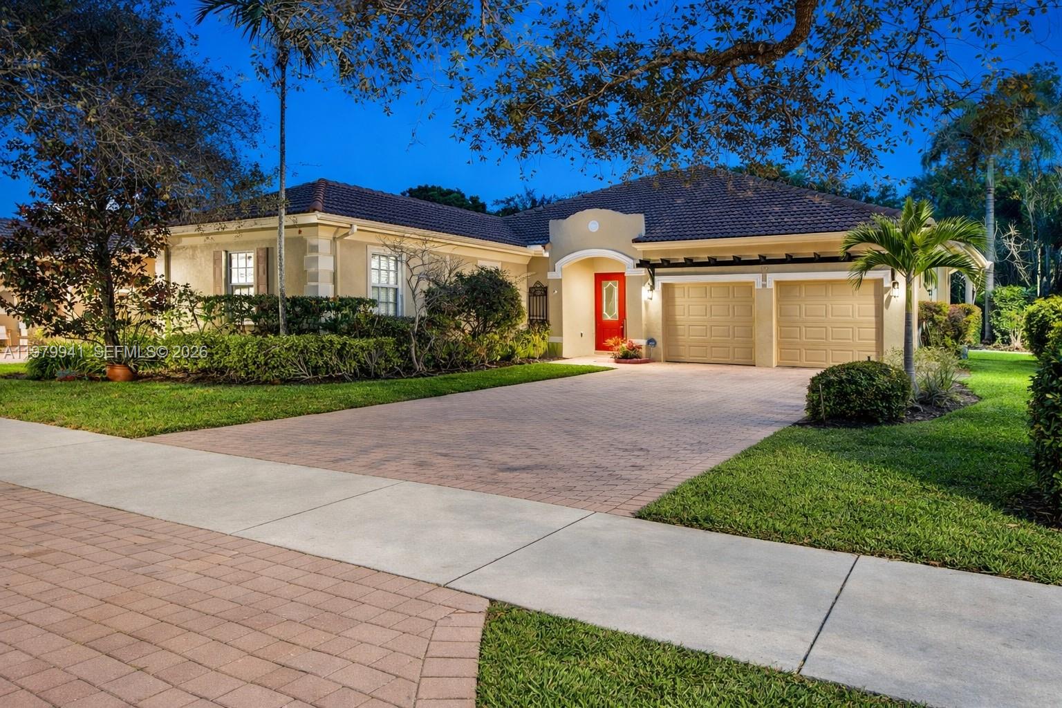 132 Via Castilla, Jupiter FL 33458