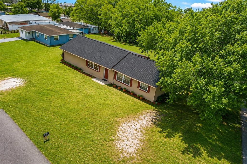 1212 SHAWNEE DRIVE