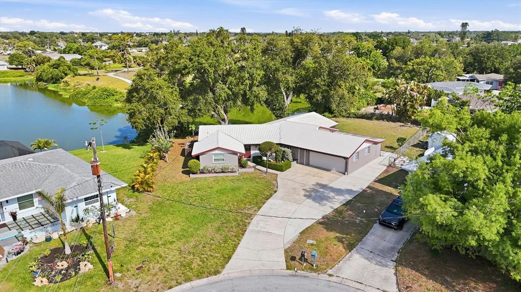 425 DRIFTWOOD ROAD
