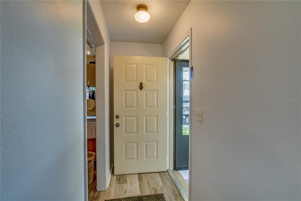 1119 9TH CIRCLE SE UNIT 1119, LARGO, FL — photo 4 of 30