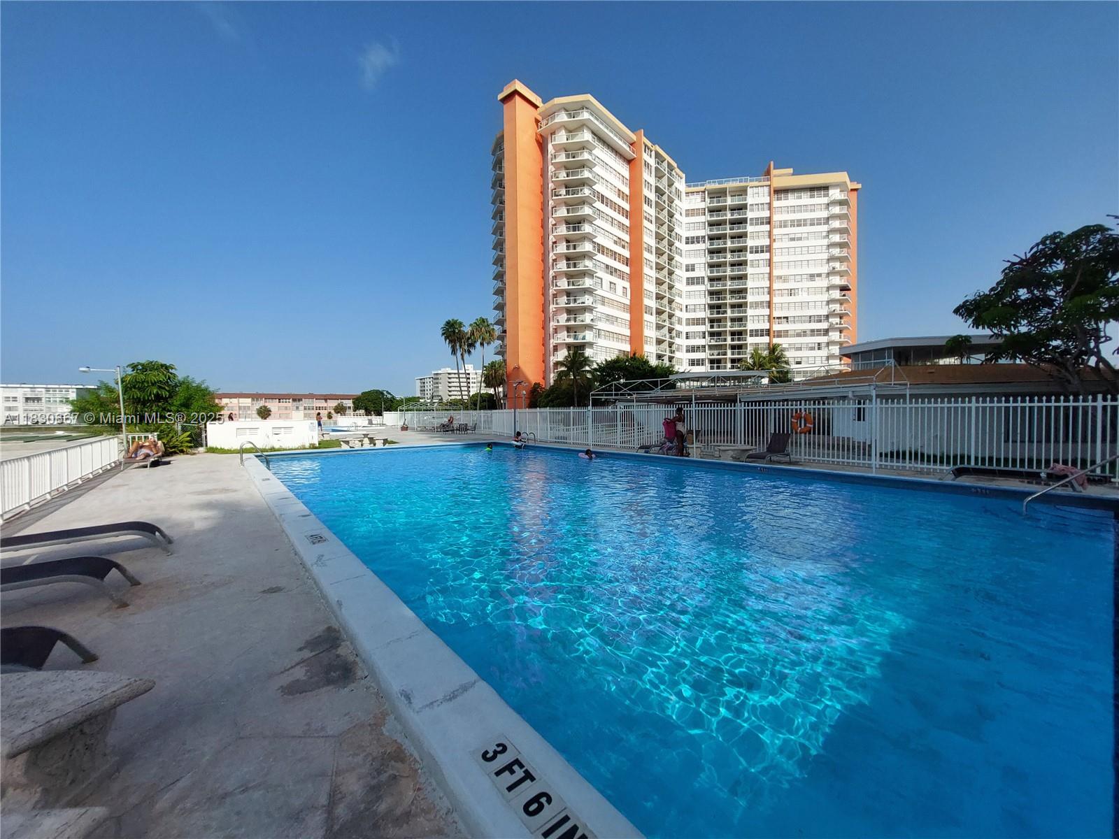 1351 NE Miami Gardens Dr # 513E, Miami FL 33179