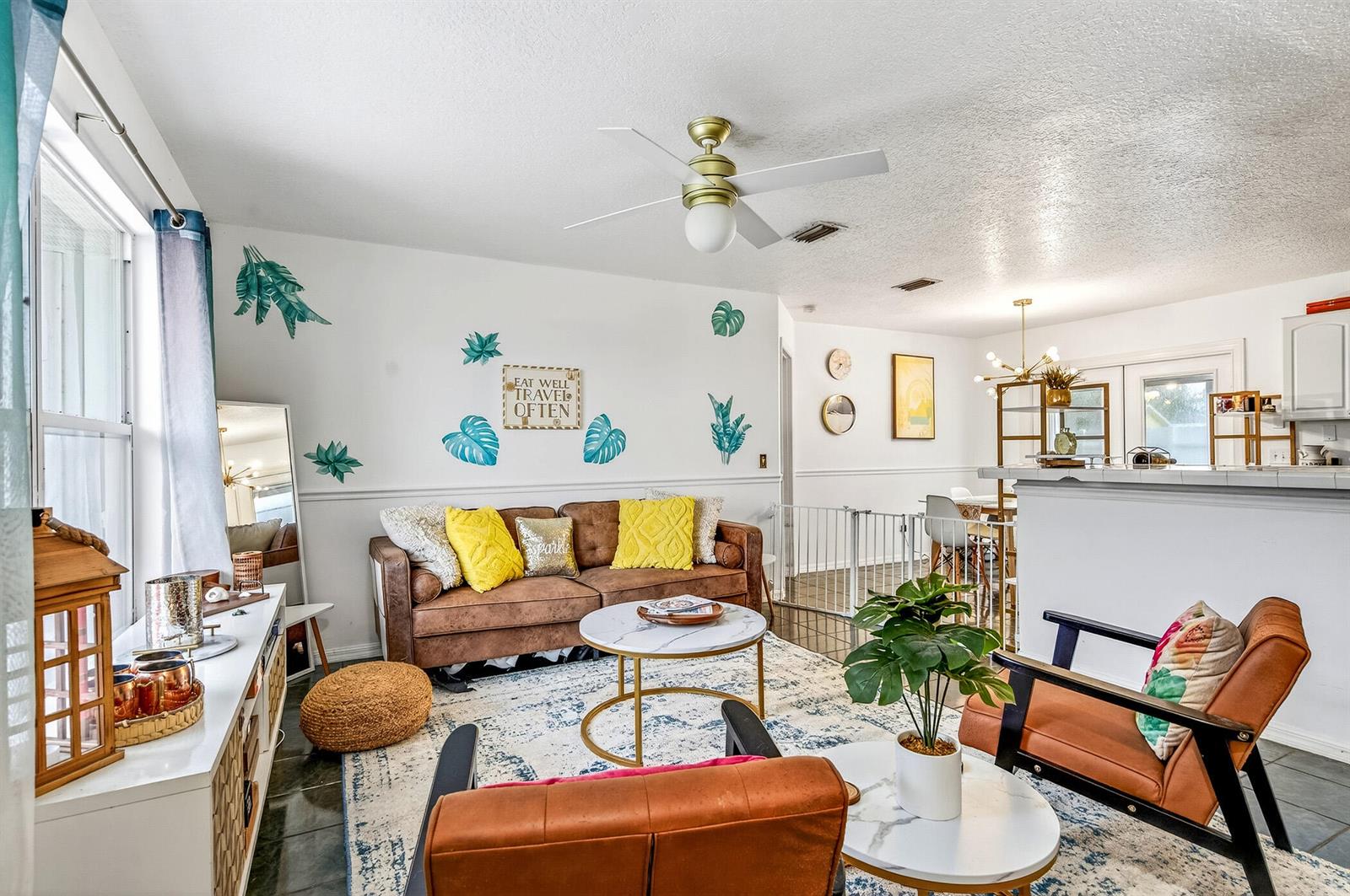 011_1356 2nd Road SW-205 — VERO BEACH, FL