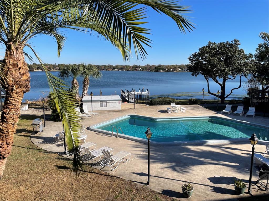 2885 S OSCEOLA AVENUE UNIT C4