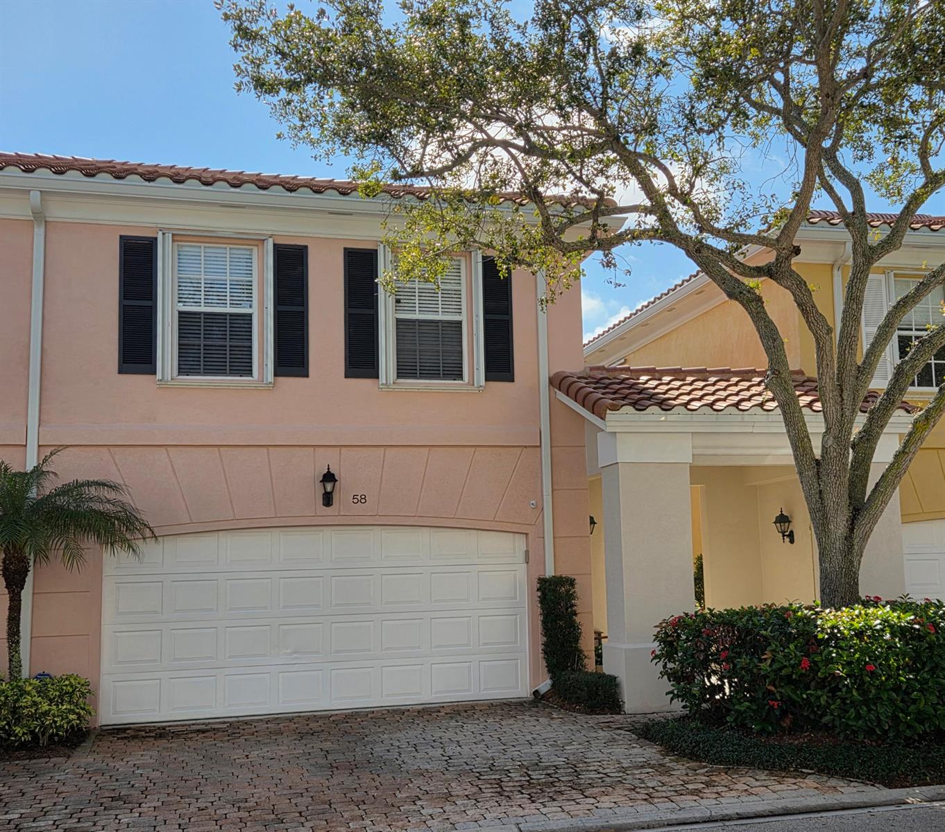 58 Tall Oaks Circle, Tequesta FL 33469