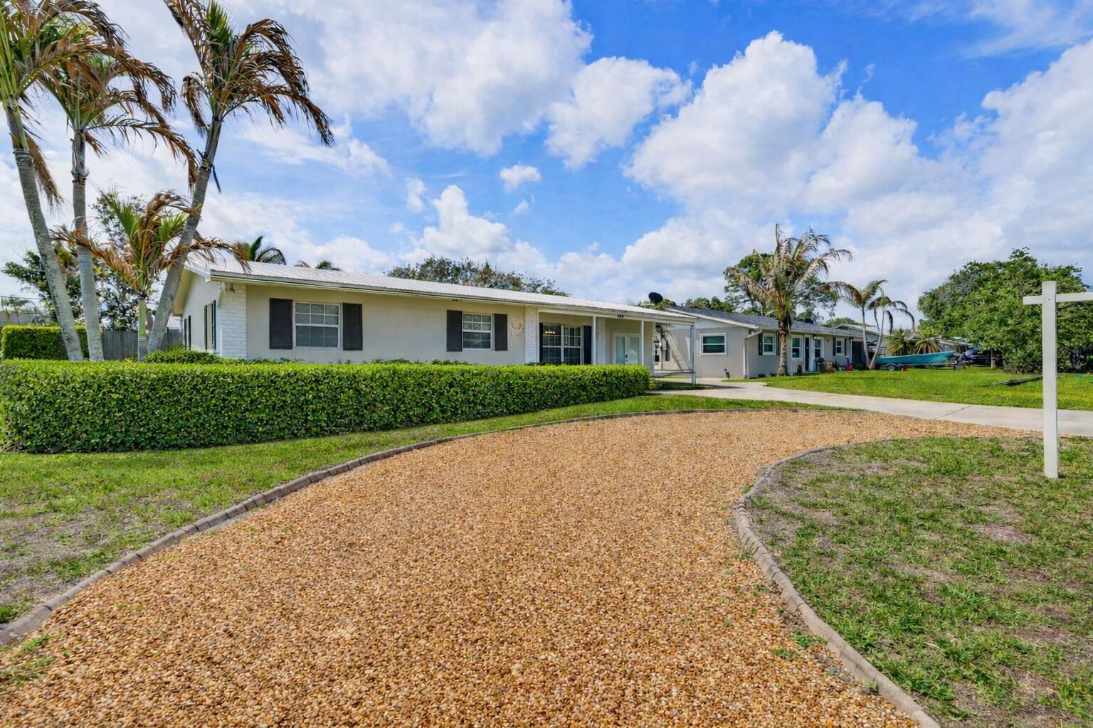 1864 SE Lafayette Street, Stuart FL 34997