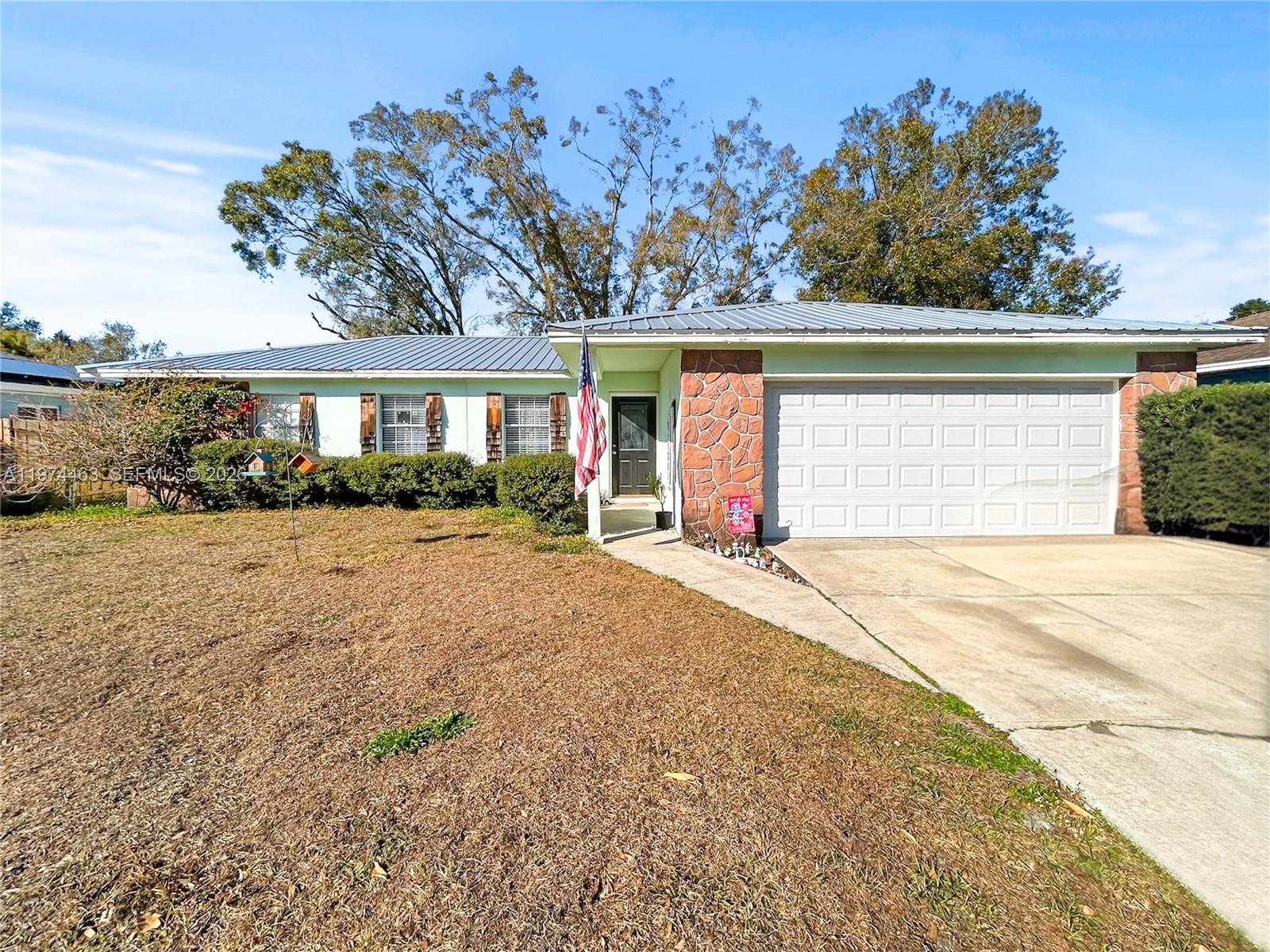 614 HUNTINGTON ST, Brandon FL 33511