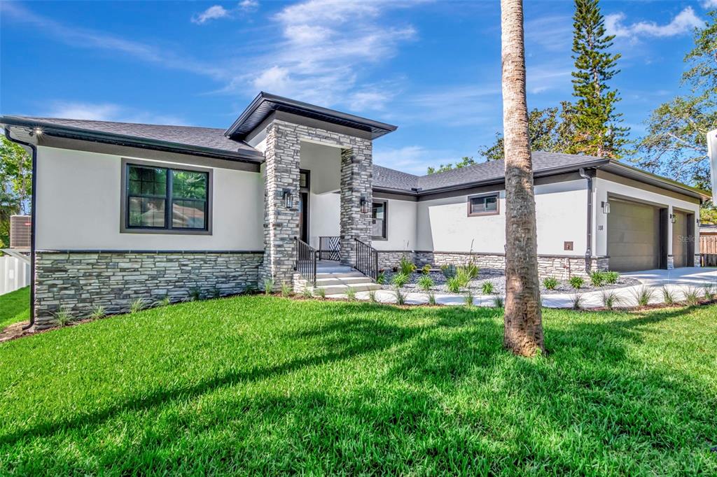 108 IRWIN STREET E, SAFETY HARBOR, FL — photo 4 of 30