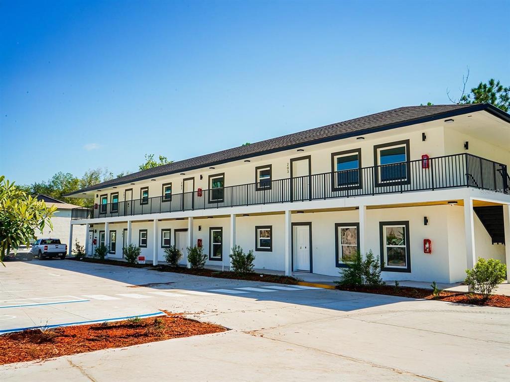 2201 CONWAY DRIVE UNIT 101