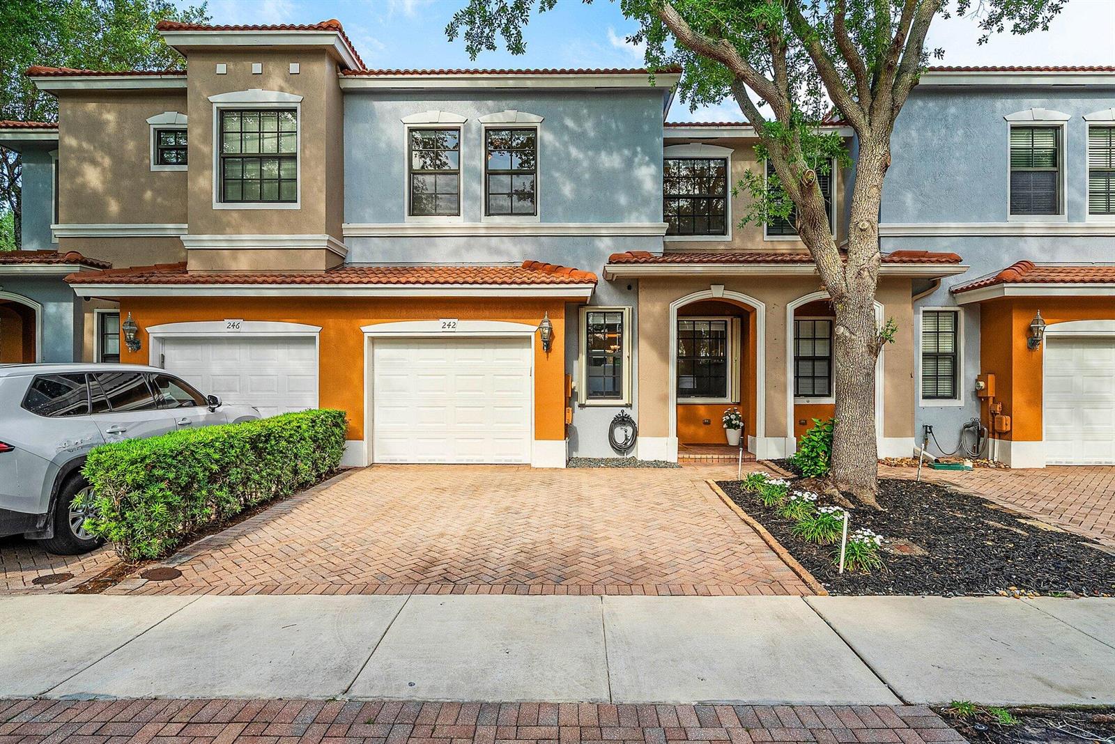242 E Chrystie Circle, Delray Beach FL 33484