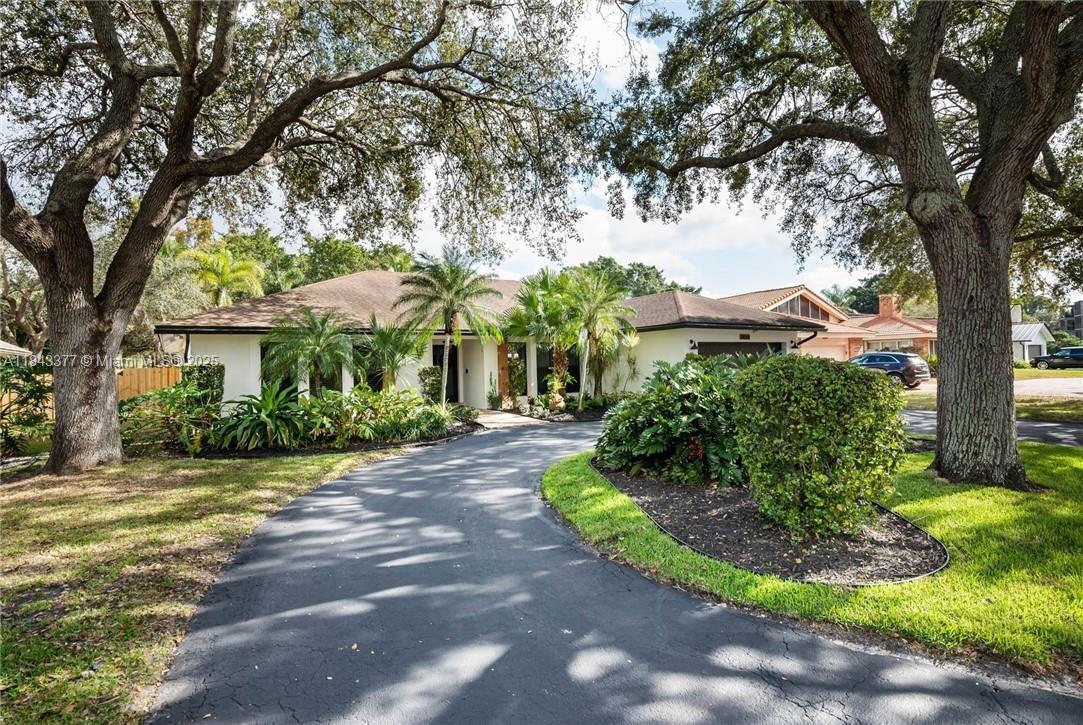1030 SW 91st Ave, Plantation FL 33324