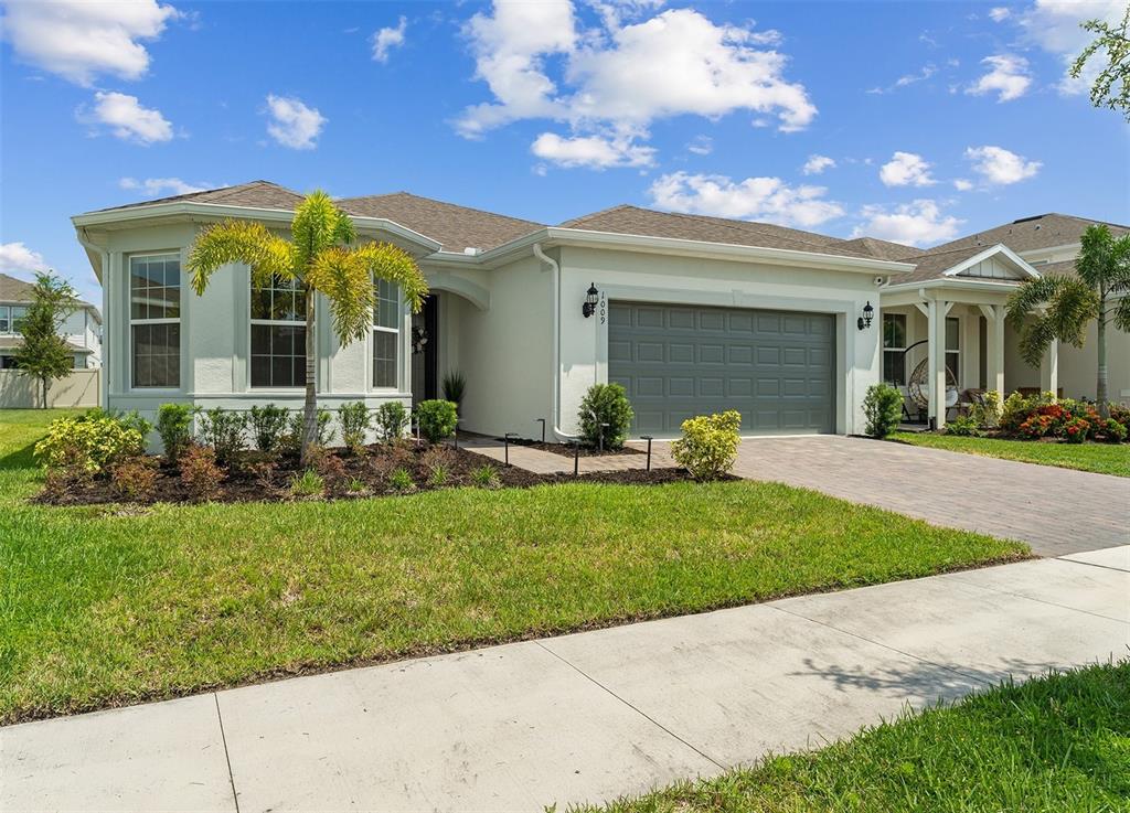 1009 SAVANNAH PALMS BLVD