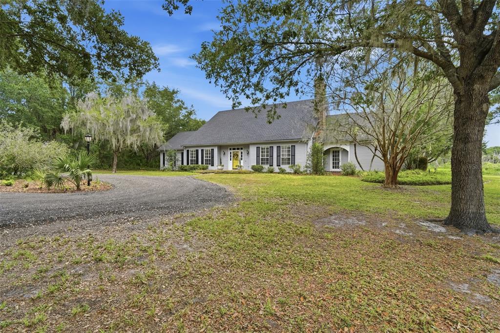 1245 WESTOAK DRIVE