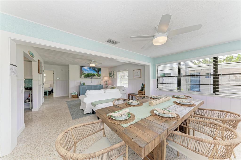 2111 AVENUE B, BRADENTON BEACH, FL — photo 3 of 30