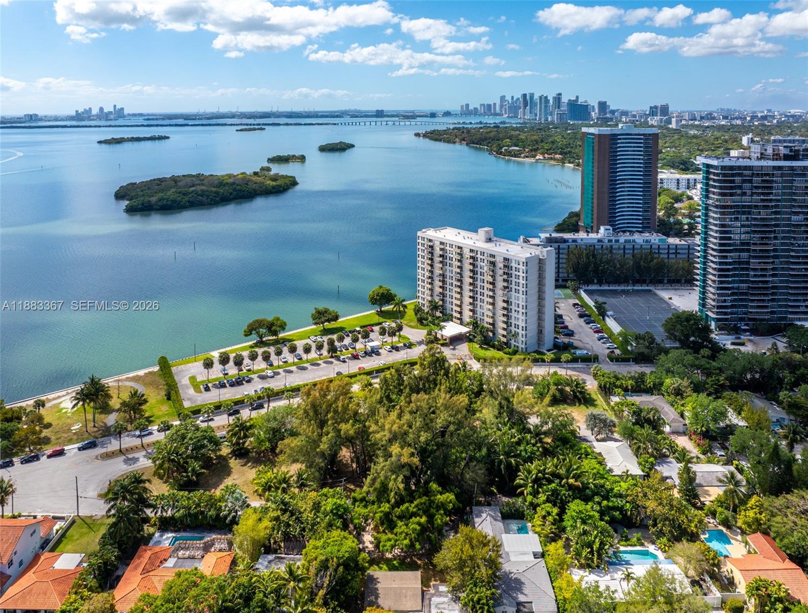 860 NE 70th St, Miami FL 33138