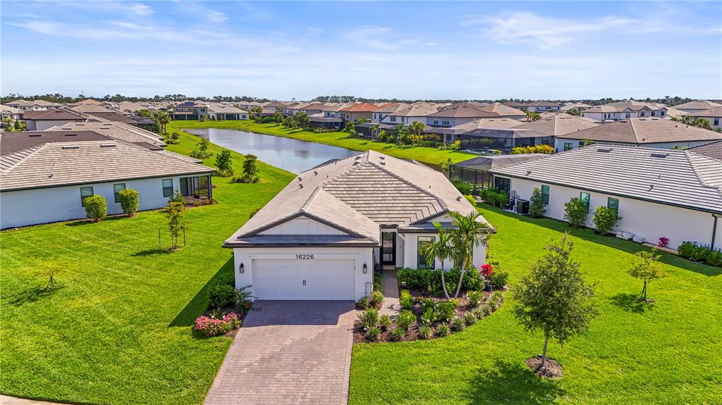 16226 HIDDEN OAK LOOP