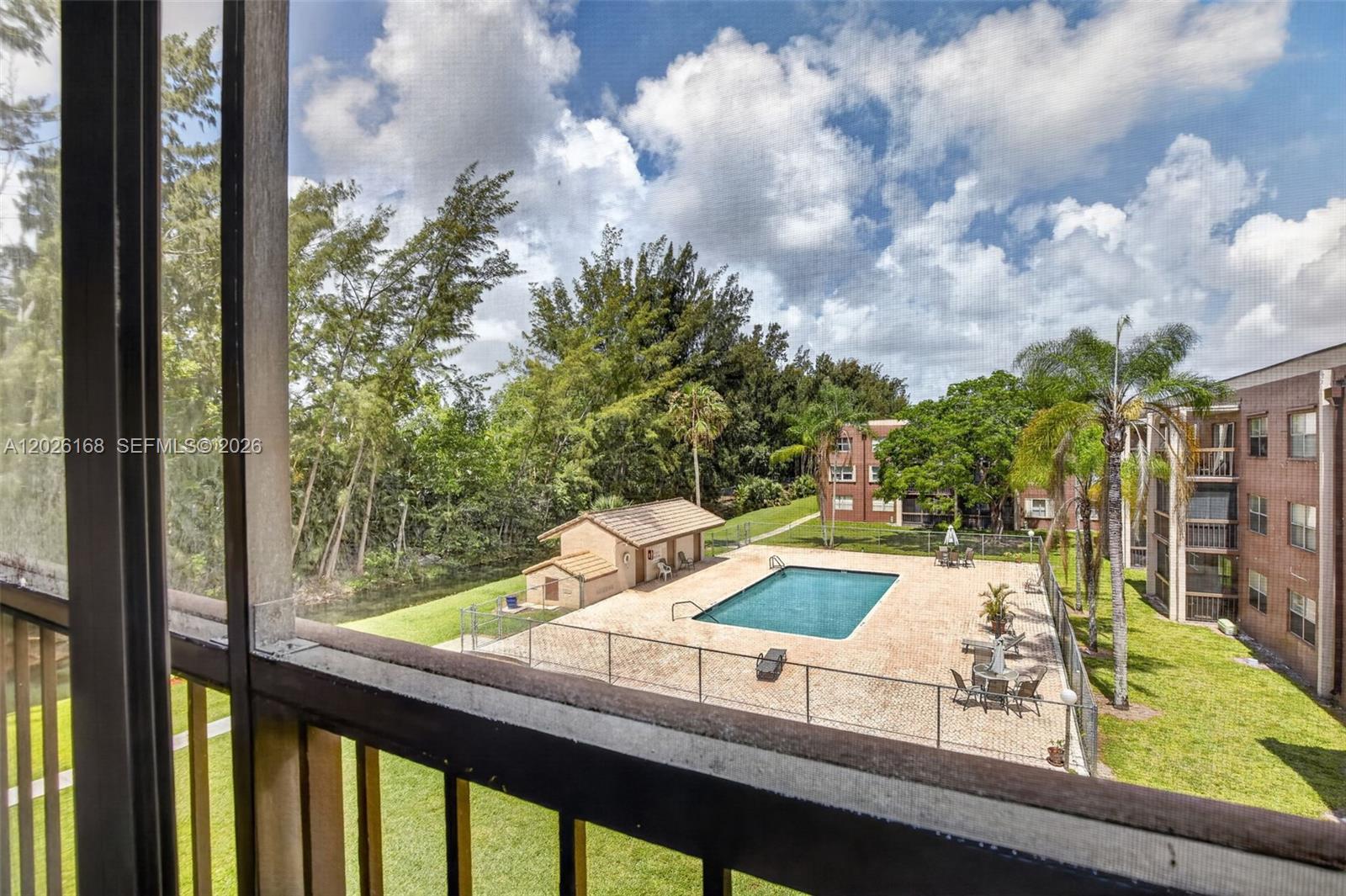 7020 Nova Dr # 308D, Davie FL 33317