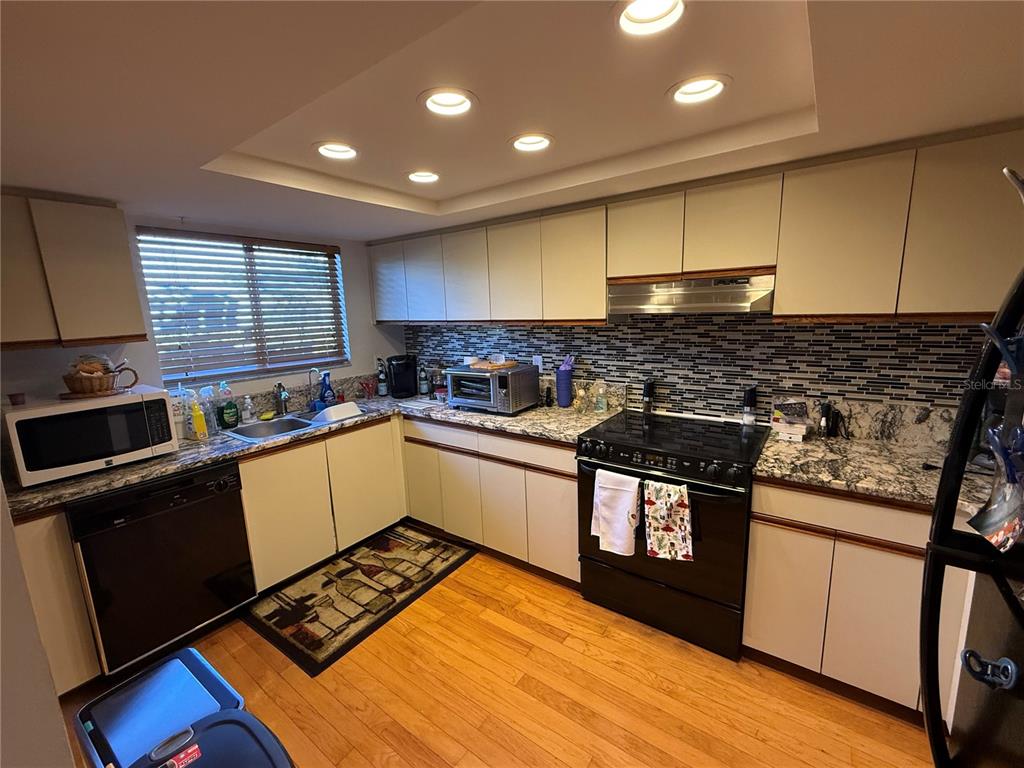 259 FENWICK DRIVE UNIT 35, VENICE, FL — photo 4 of 18