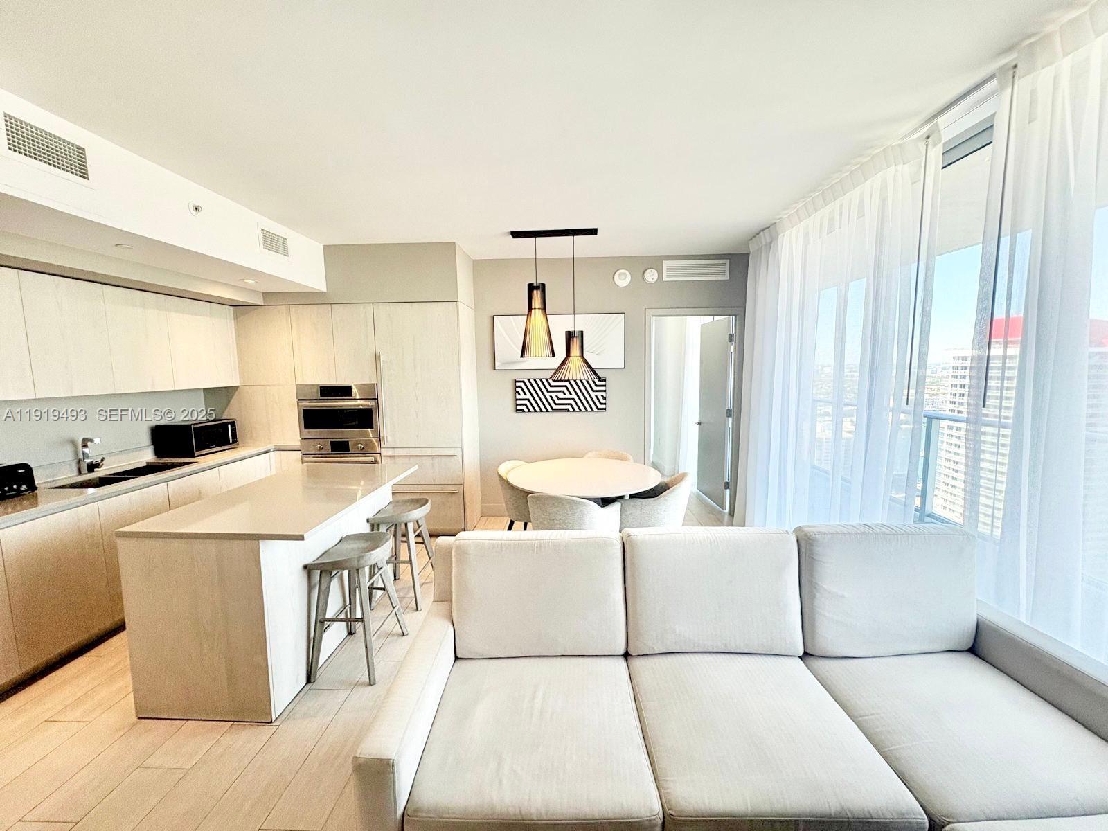 4010 S Ocean Dr # R2904, Hollywood FL 33019