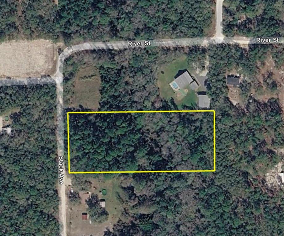 112 STACK AVENUE, INTERLACHEN, FL — photo 3 of 11
