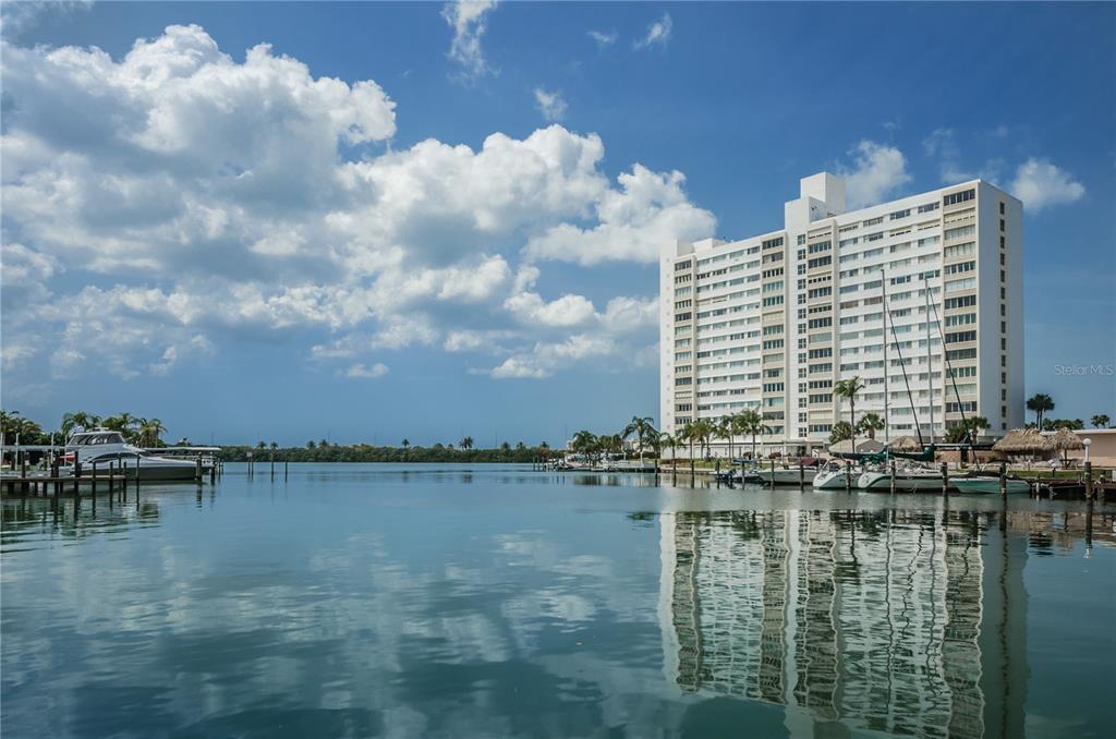 31 ISLAND WAY UNIT 508