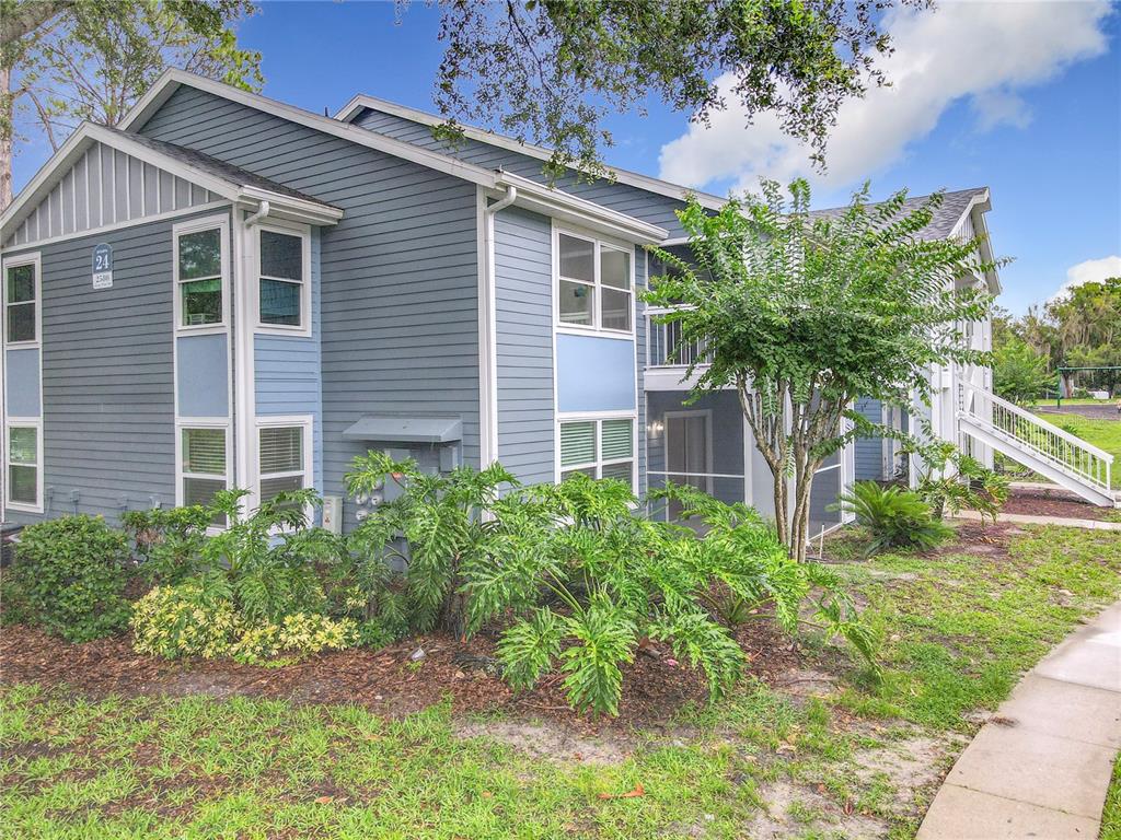 2580 GRASSY POINT DRIVE UNIT 106